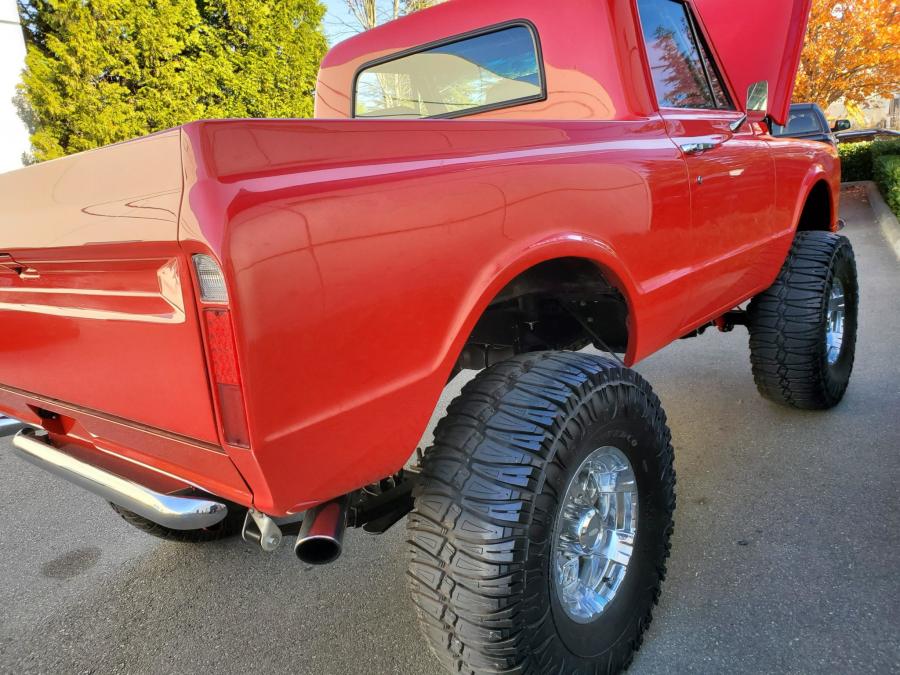 Детали экстерьера Chevrolet K5 Blazer 4x4 Custom 1969 года  (фото 13 из 85)